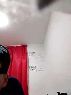 CoralSmit live sex cam