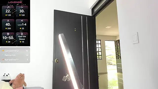 Benjamin_Buster live sex cam