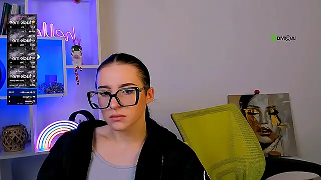 alia_skay's cam snapshot