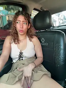 roxyrougee live sex cam