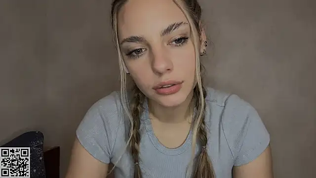 IlanaLafferty's cam snapshot