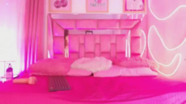 Sophieh_Sweet's cam snapshot