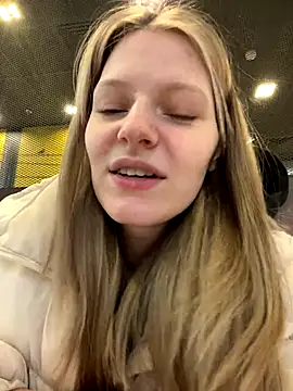 MaryHiggins's cam snapshot