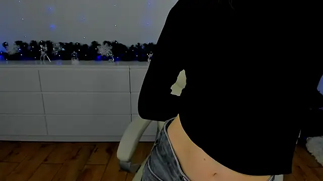 Alina_Blonde's cam snapshot