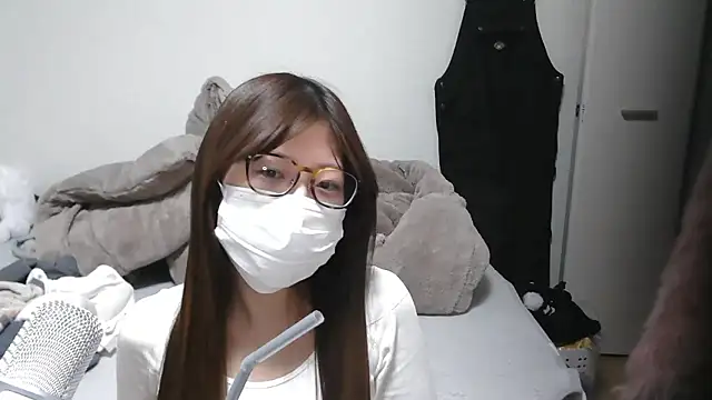 ichika_2_'s cam snapshot