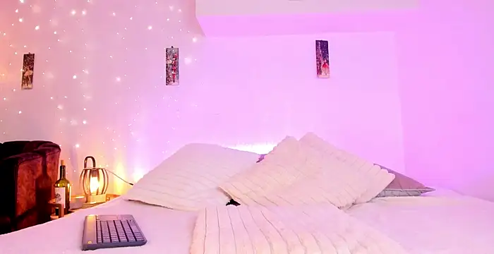 mystic_carito's cam snapshot