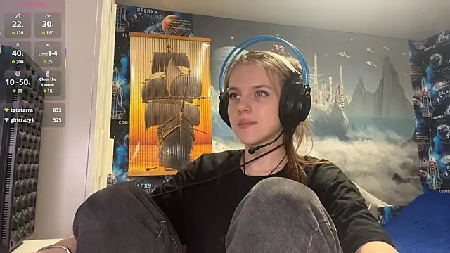 Elira_Breeze's cam snapshot