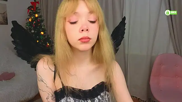 Rochelle_Dolly's cam snapshot