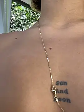 MystiqueXXX live sex cam