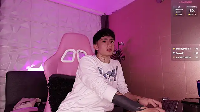 troy_rouge live sex cam