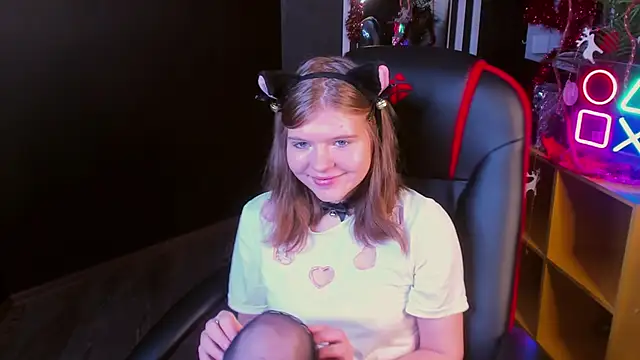 Lolly_Dollly's cam snapshot