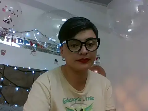 kat_paradise's cam snapshot