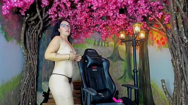 CristellViolet's cam snapshot