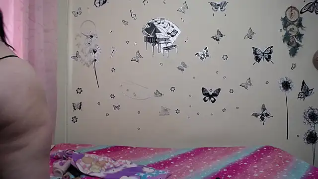 Nicolle-sky's cam snapshot