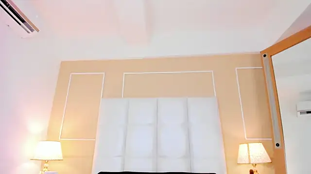 Dolly_Dirty_Squirrt's cam snapshot