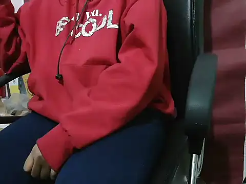 PreetyKitten's cam snapshot