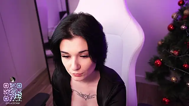 Lucy_Kitten's cam snapshot