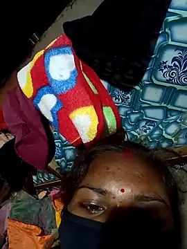 Devi_Chatterjee's cam snapshot