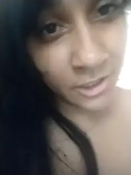 srtsara's cam snapshot