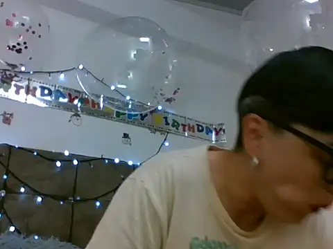 kat_paradise's cam snapshot