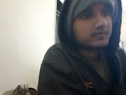 young-hairy-jon's cam snapshot