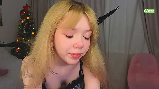 Rochelle_Dolly's cam snapshot