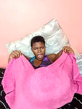 VirginPrincess06's cam snapshot