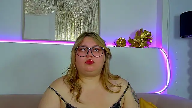 LillianKim's cam snapshot