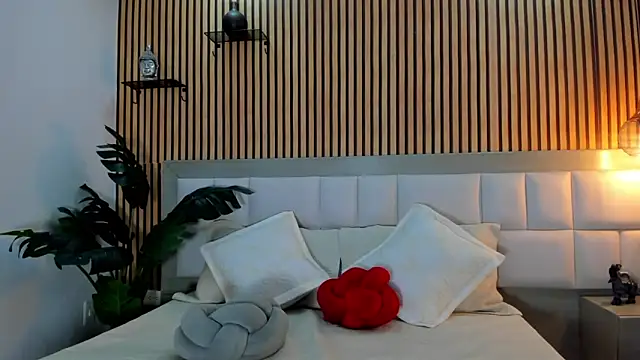 Roseaurora live sex cam