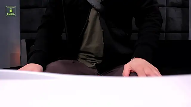 BrandonNorris live sex cam