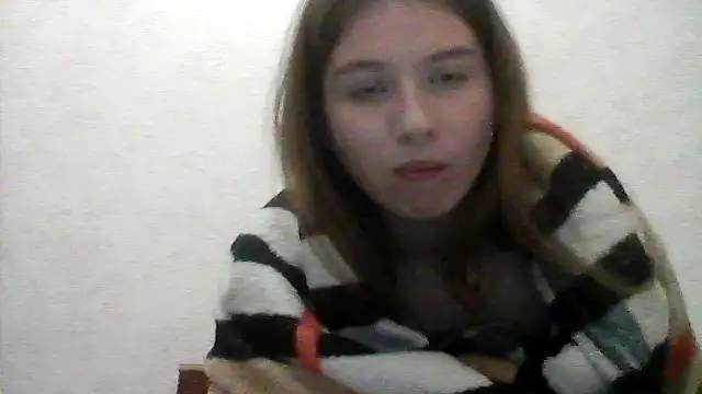 Karina-18's cam snapshot