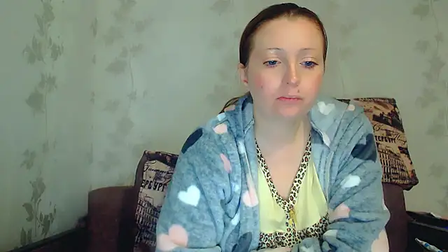 CrystallAngel's cam snapshot