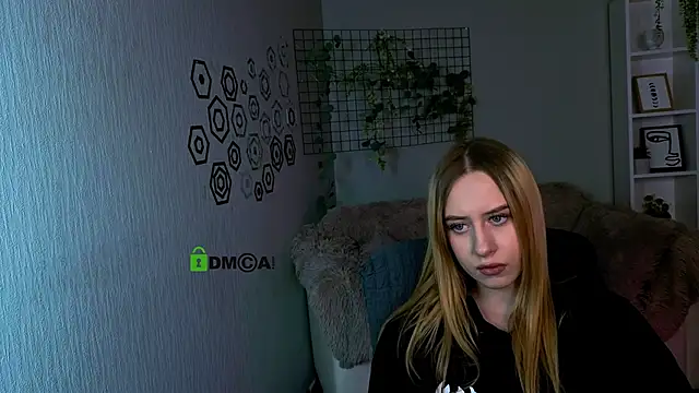 molly_lesser's cam snapshot