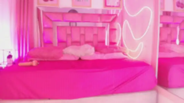 Sophieh_Sweet's cam snapshot