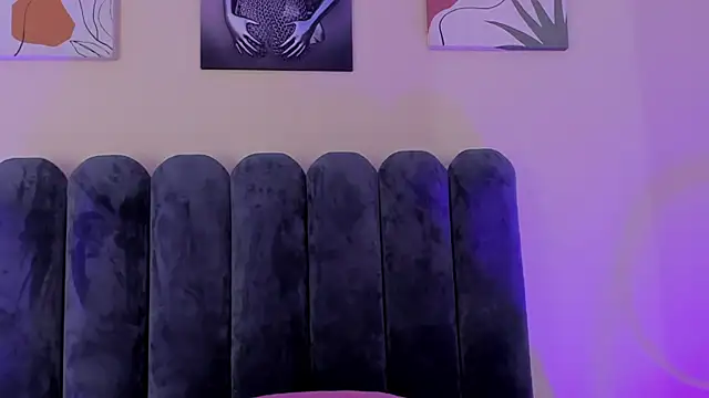 Cristalfoxy_ live sex cam