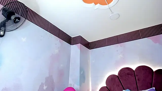 Carohorny4u live sex cam