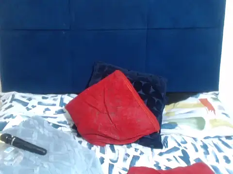 KYLER26 live sex cam