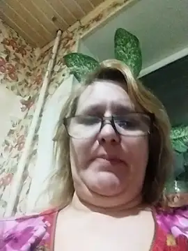 Forest-Lady live sex cam