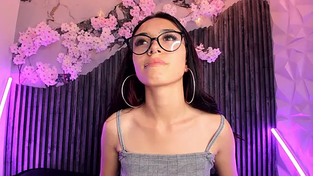 Molly_Bms_'s cam snapshot