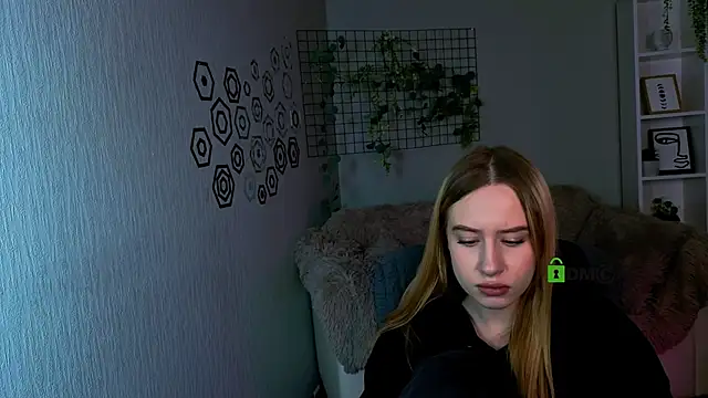 molly_lesser's cam snapshot