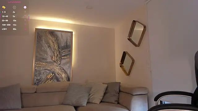 MaryLewis_'s cam snapshot