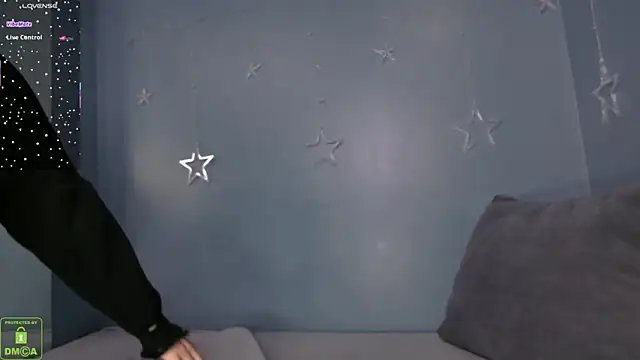 maya_snow's cam snapshot