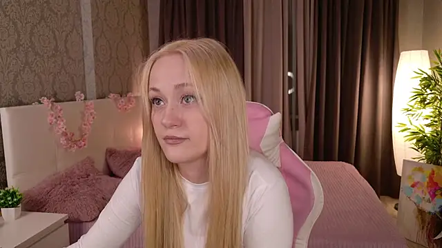 HeyMonkey_'s cam snapshot