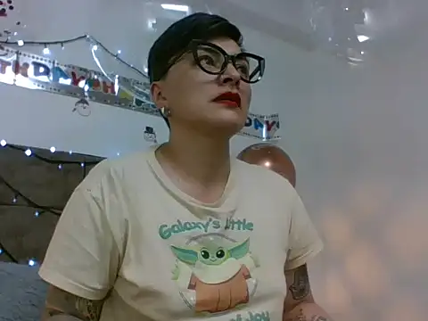 kat_paradise's cam snapshot