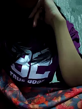 Only_Lali's cam snapshot