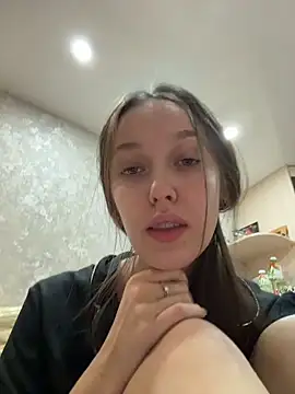 ElliRose live sex cam