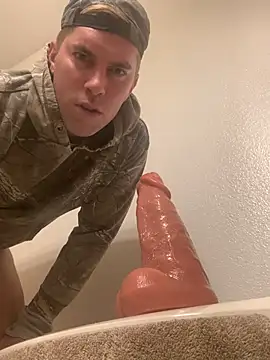SpunRedneck live sex cam