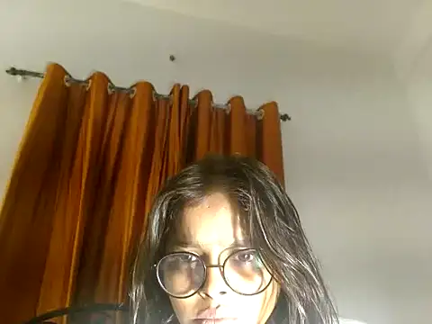 raveena_hot live sex cam