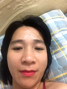 Elly-y's cam snapshot