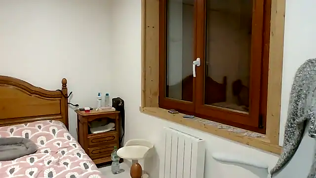 Madame_Callie's cam snapshot